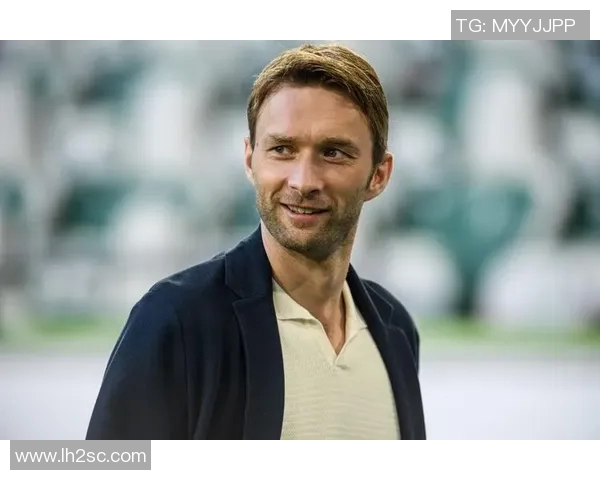 足球明星的作息揭秘他们每天几点入睡和起床的规律分析